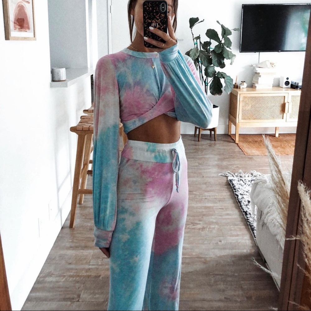 Beach Riot Pastel Tie-Dye Crop Top and Lounge Pant XS